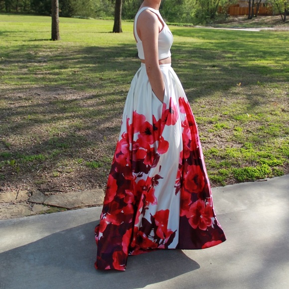 Jovani Dresses & Skirts - Prom homecoming 2 piece dress by Jovani